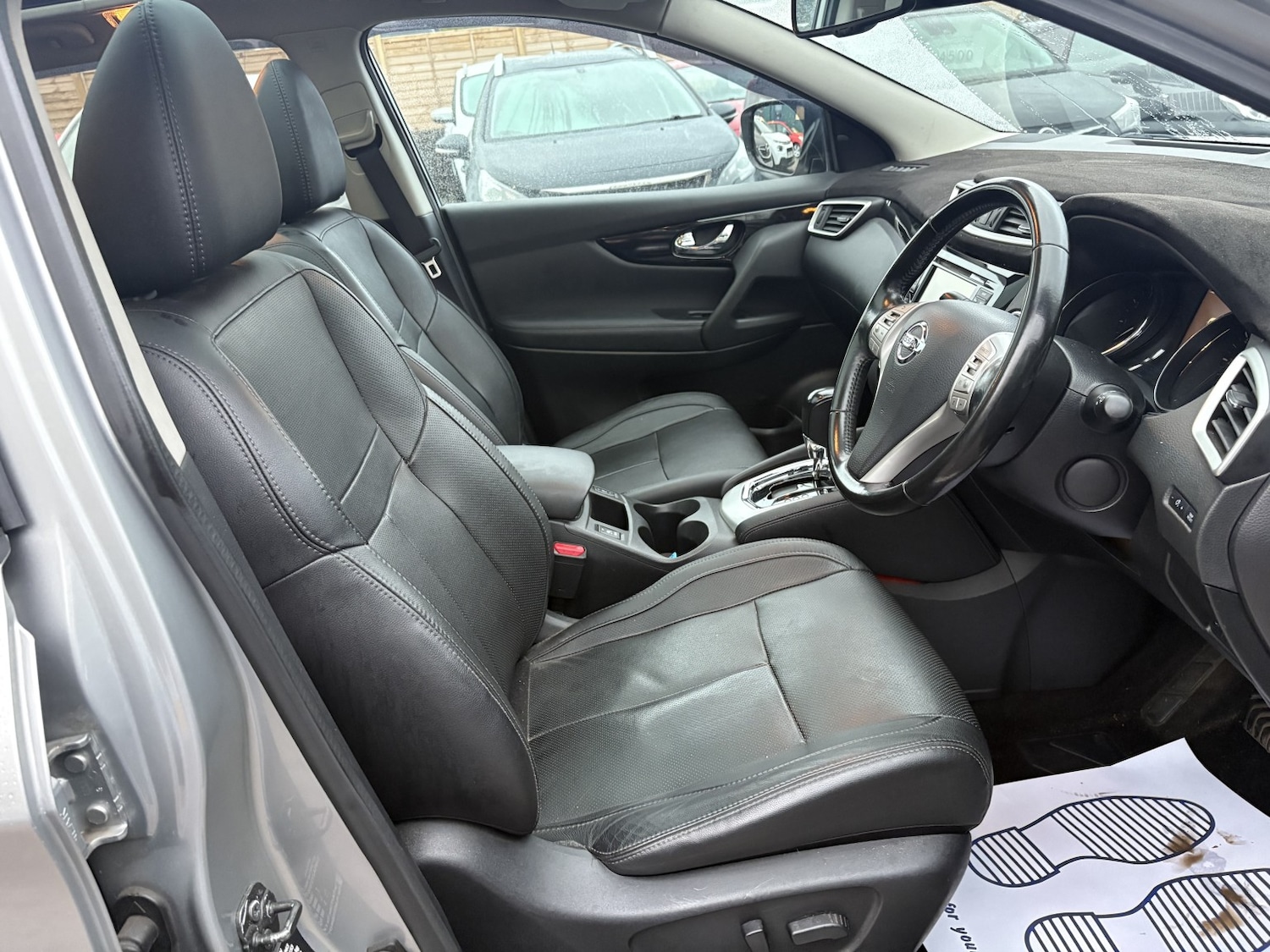 Used Nissan Qashqai 2017 for sale - 76748236: Photo 11