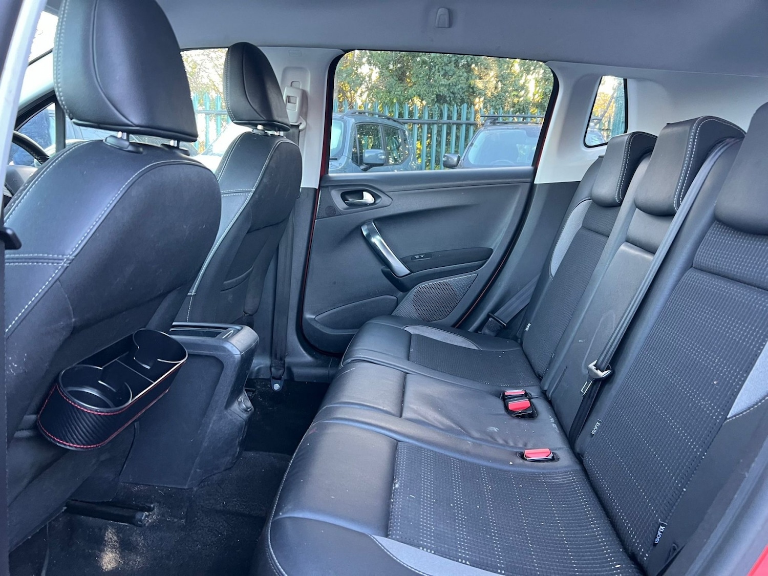 Used Peugeot 2008 2015 for sale - 76625392: Photo 16