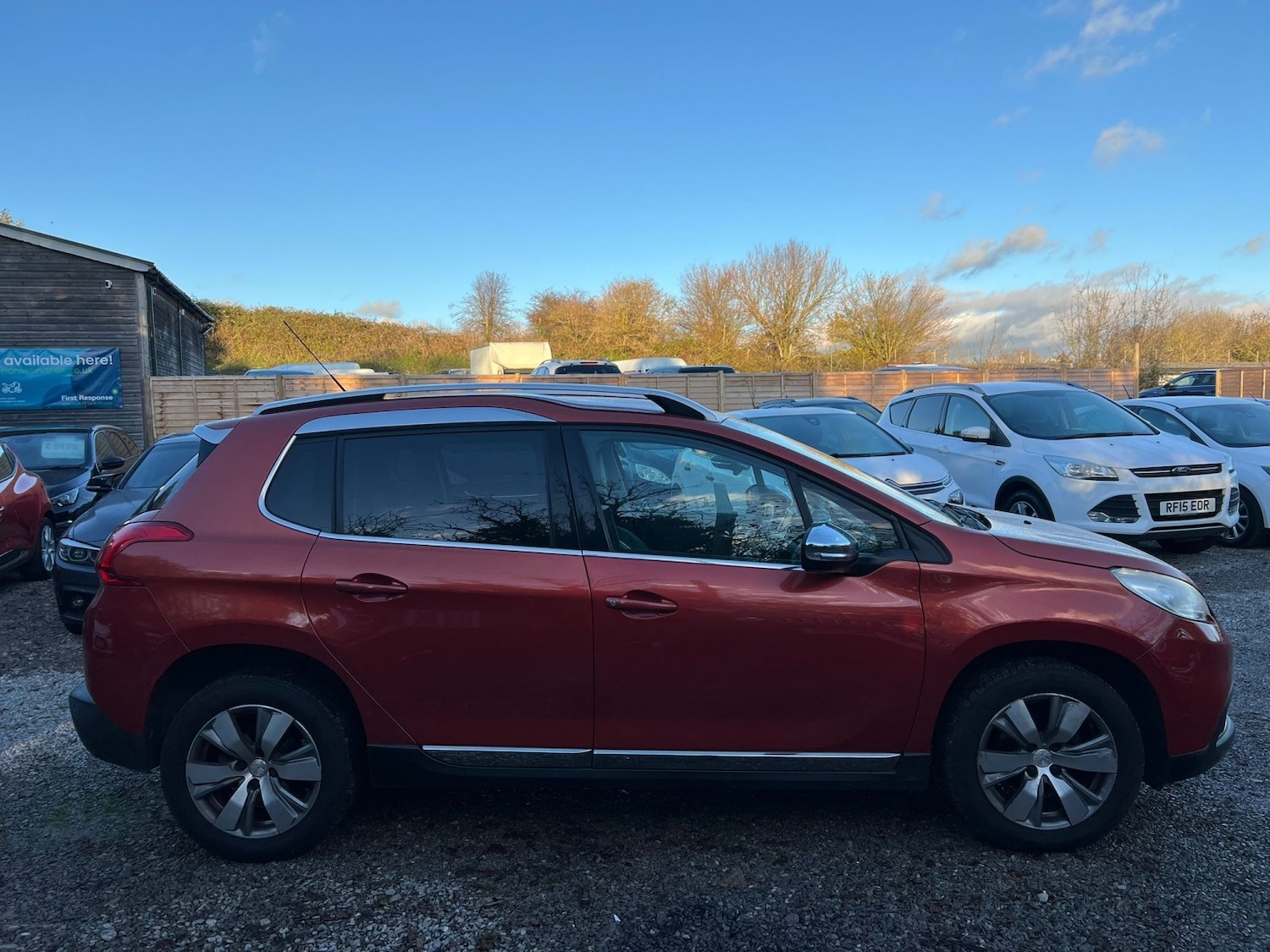 Used Peugeot 2008 2015 for sale - 76625392: Photo 2