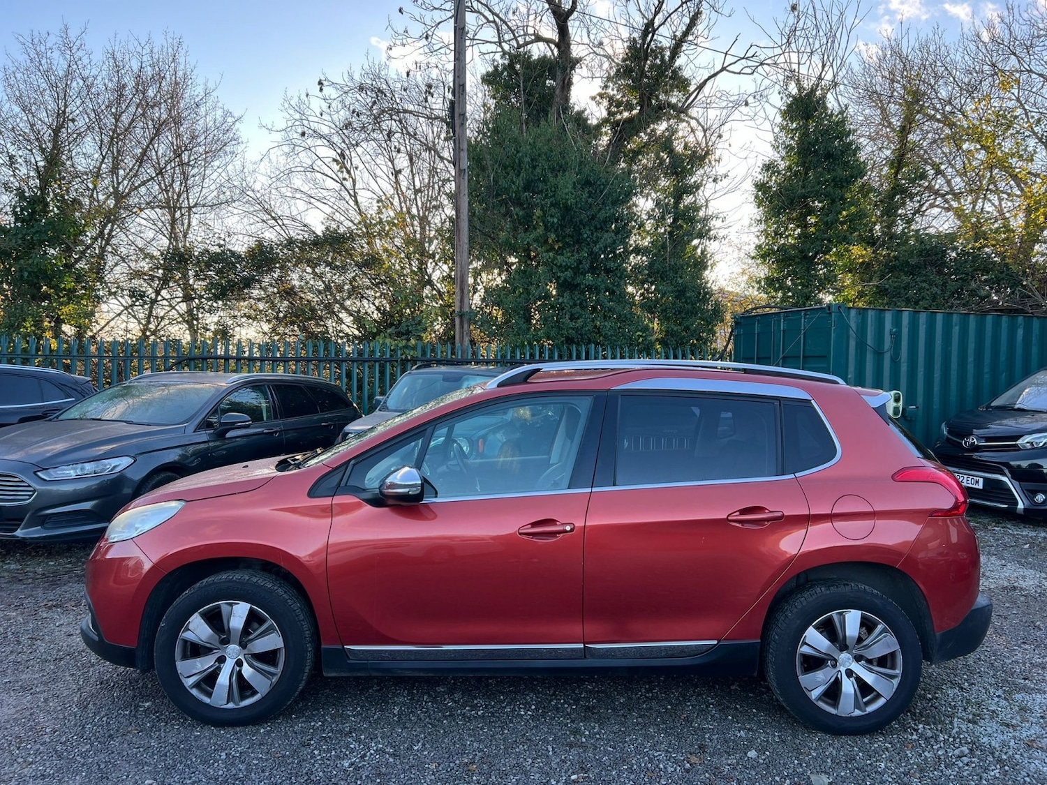 Used Peugeot 2008 2015 for sale - 76625392: Photo 5