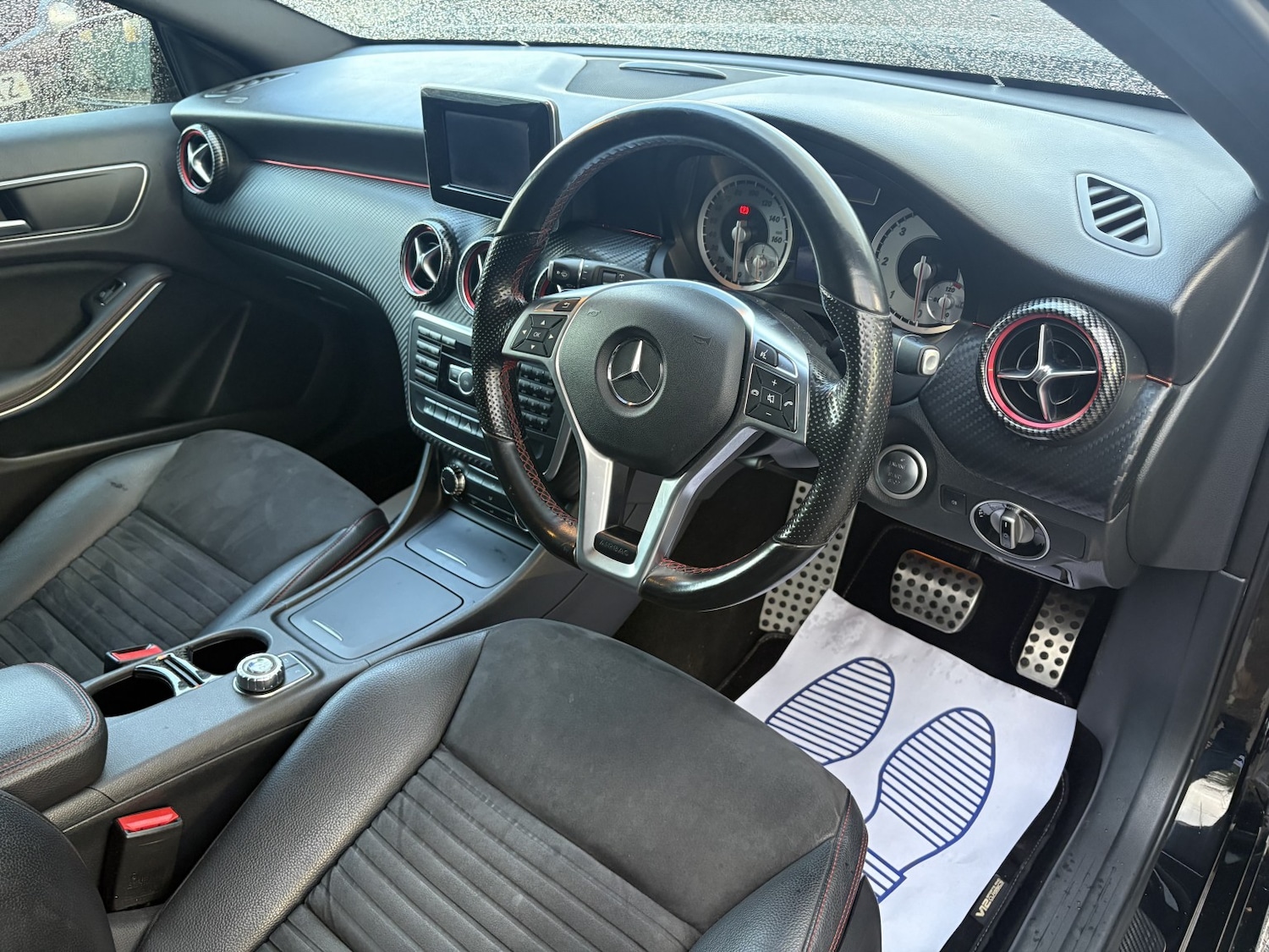 Used Mercedes-Benz A-Class 2015 for sale - 77578454: Photo 10