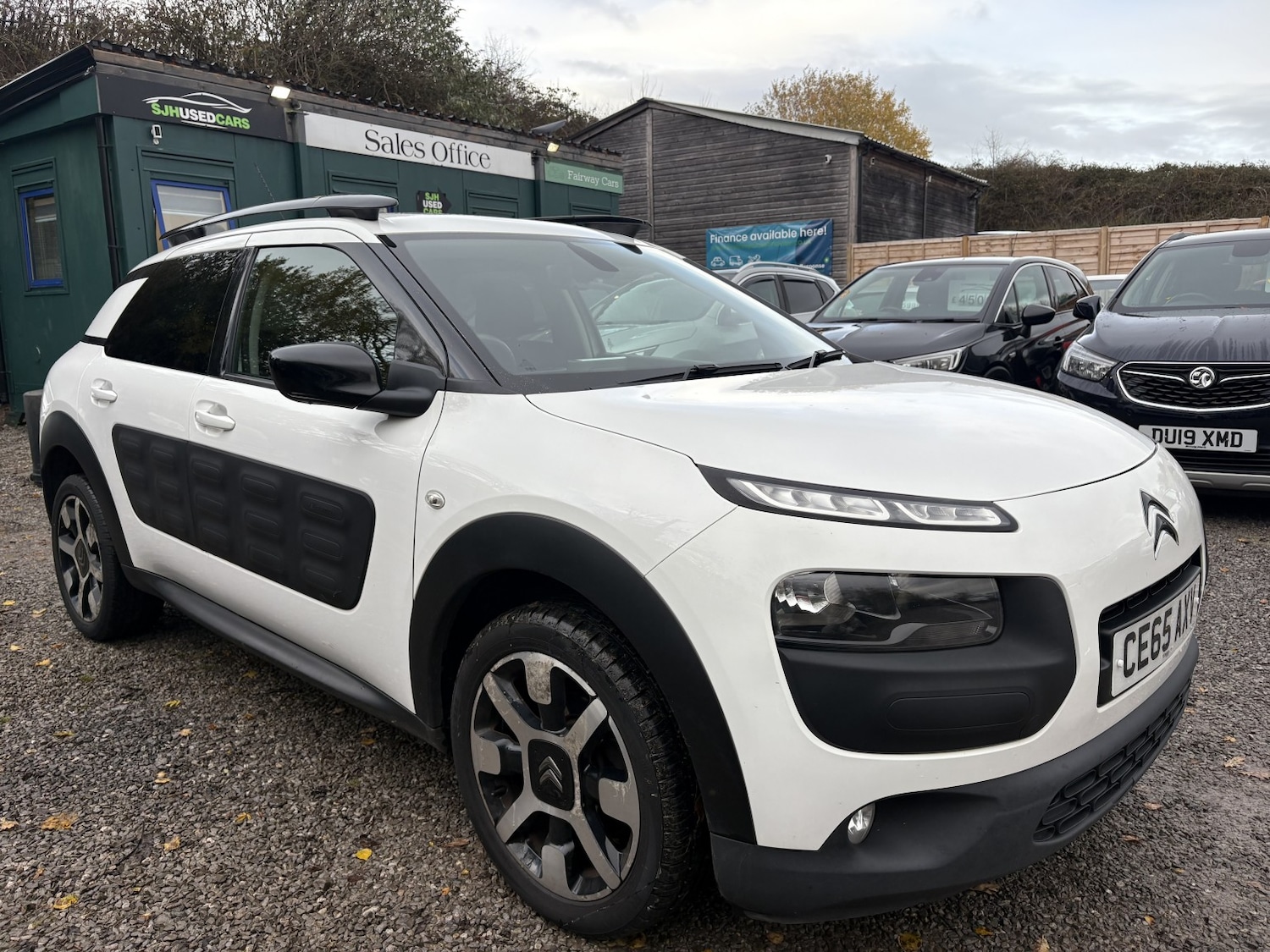 Used Citroen C4 Cactus 2015 for sale - 76807240: Photo 1