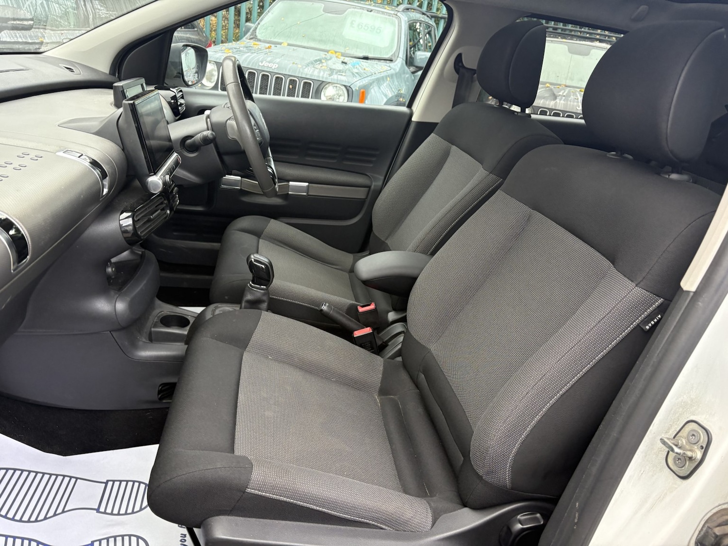 Used Citroen C4 Cactus 2015 for sale - 76807240: Photo 13