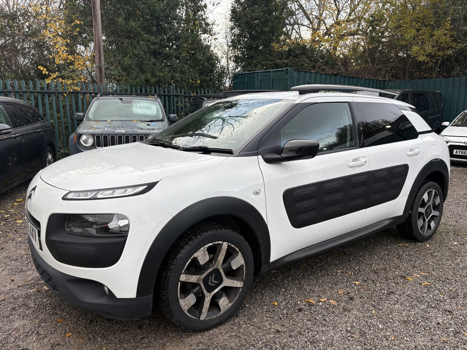 Used Citroen C4 Cactus 2015 for sale - 76807240: Photo 3