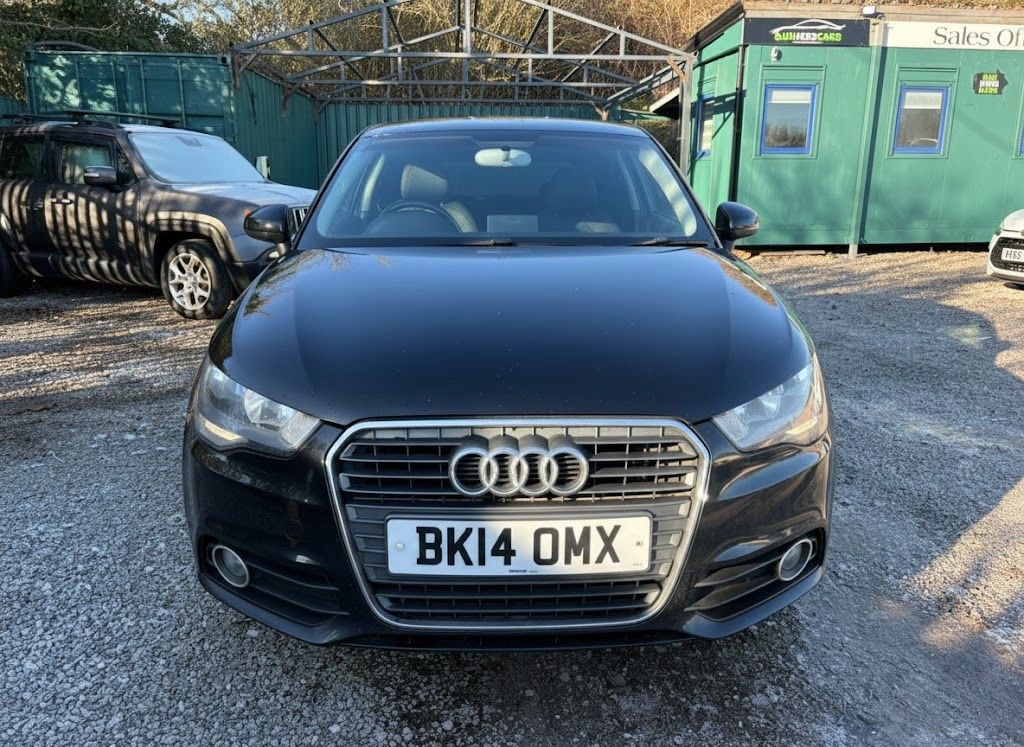 Used Audi A1 2014 for sale - 77107676: Photo 2