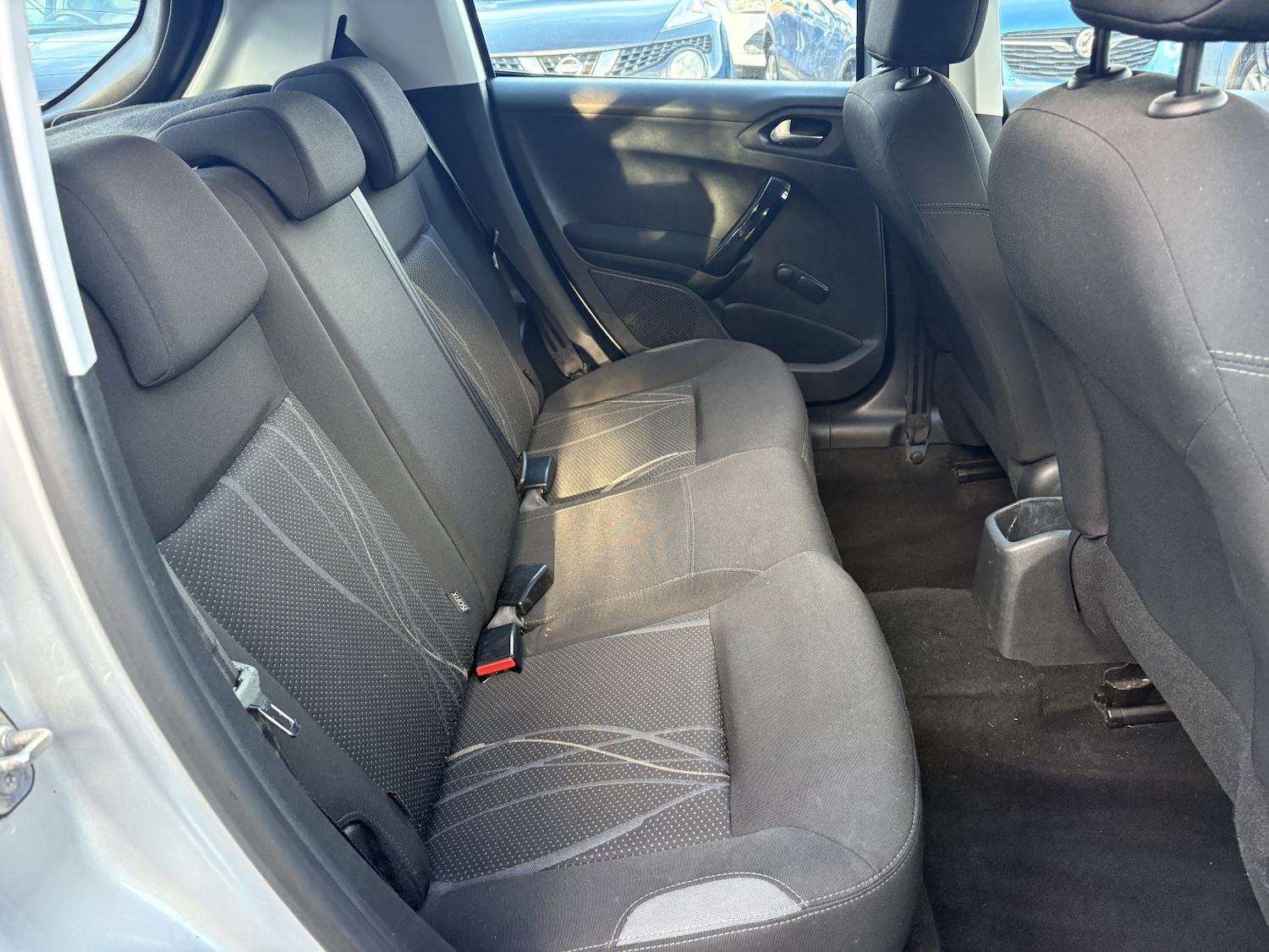 Used Peugeot 208 2014 for sale - 77968632: Photo 16