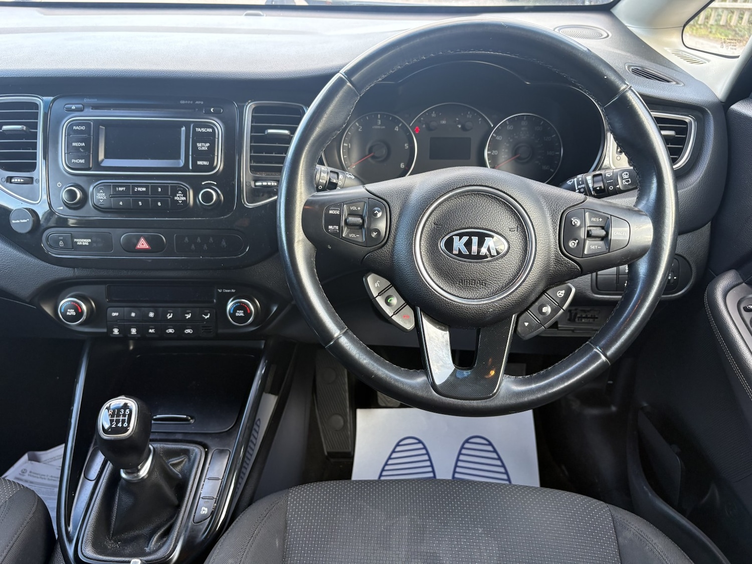 Used Kia Carens 2015 for sale - 78090678: Photo 11