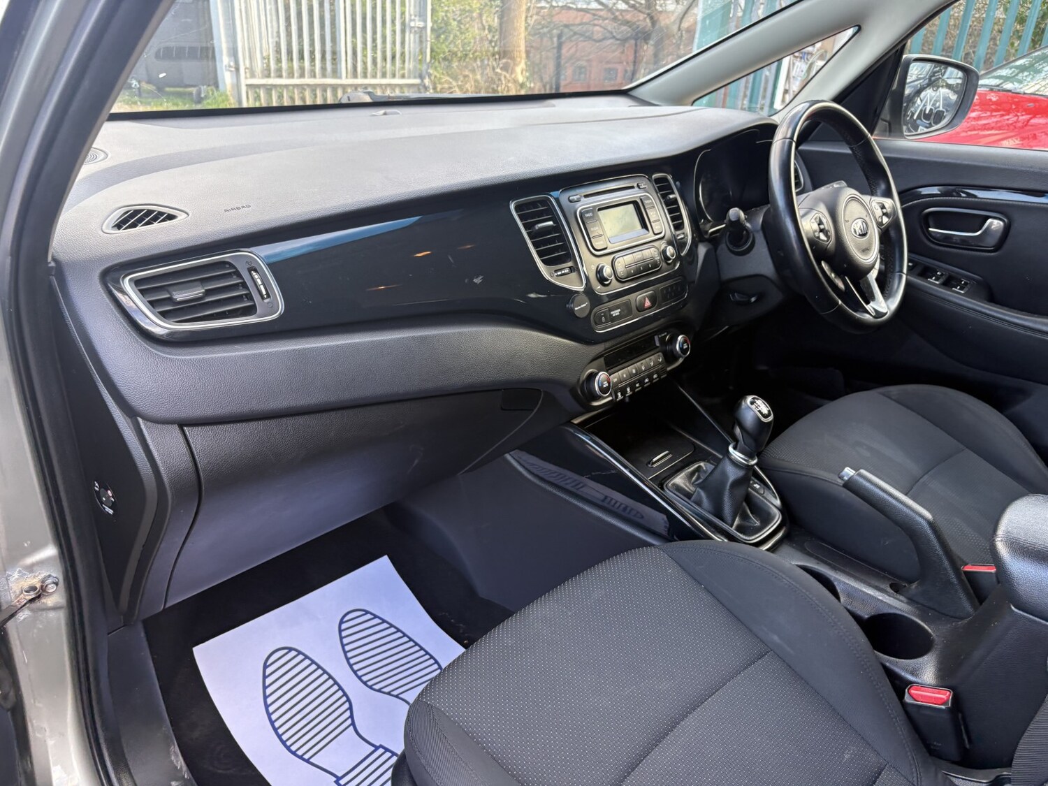 Used Kia Carens 2015 for sale - 78090678: Photo 15