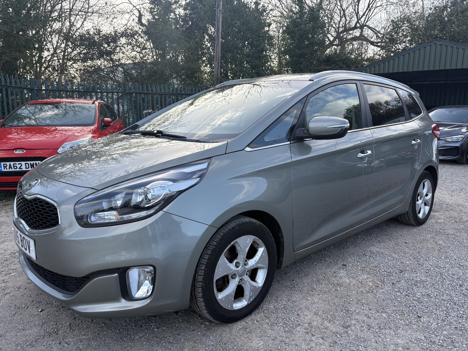 Used Kia Carens 2015 for sale - 78090678: Photo 3