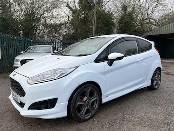 Used Ford Fiesta 2014 for sale - 77555047: Photo