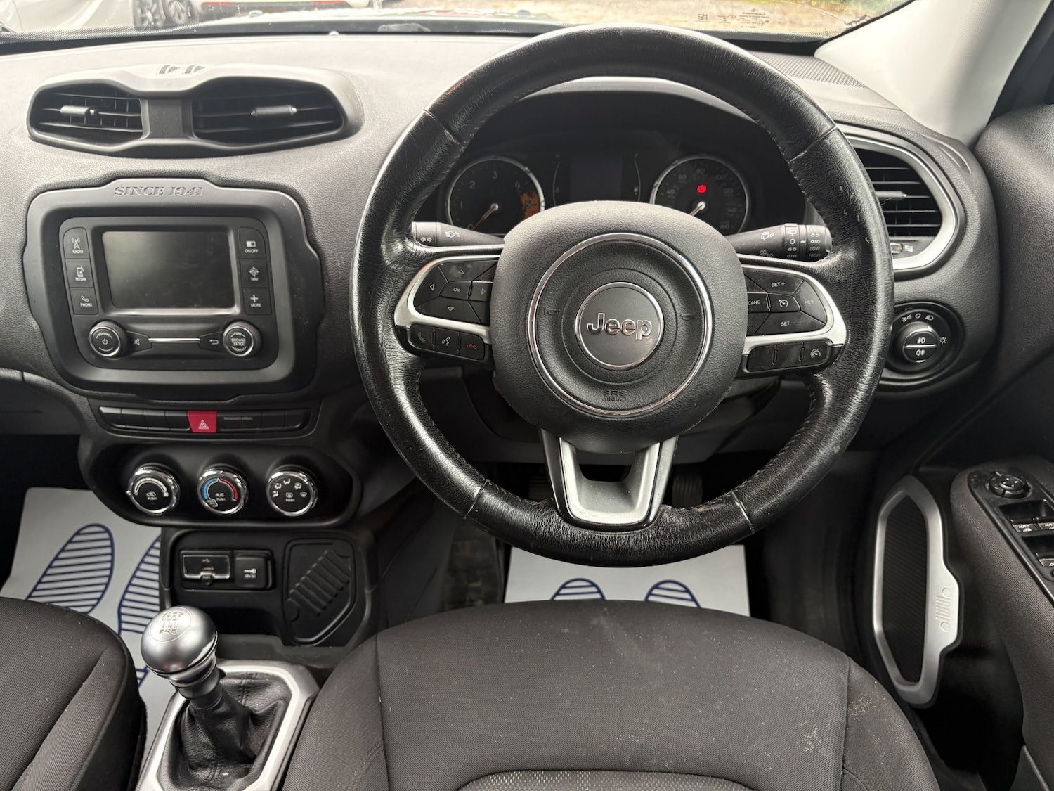 Used Jeep Renegade 2015 for sale - 76170451: Photo 9