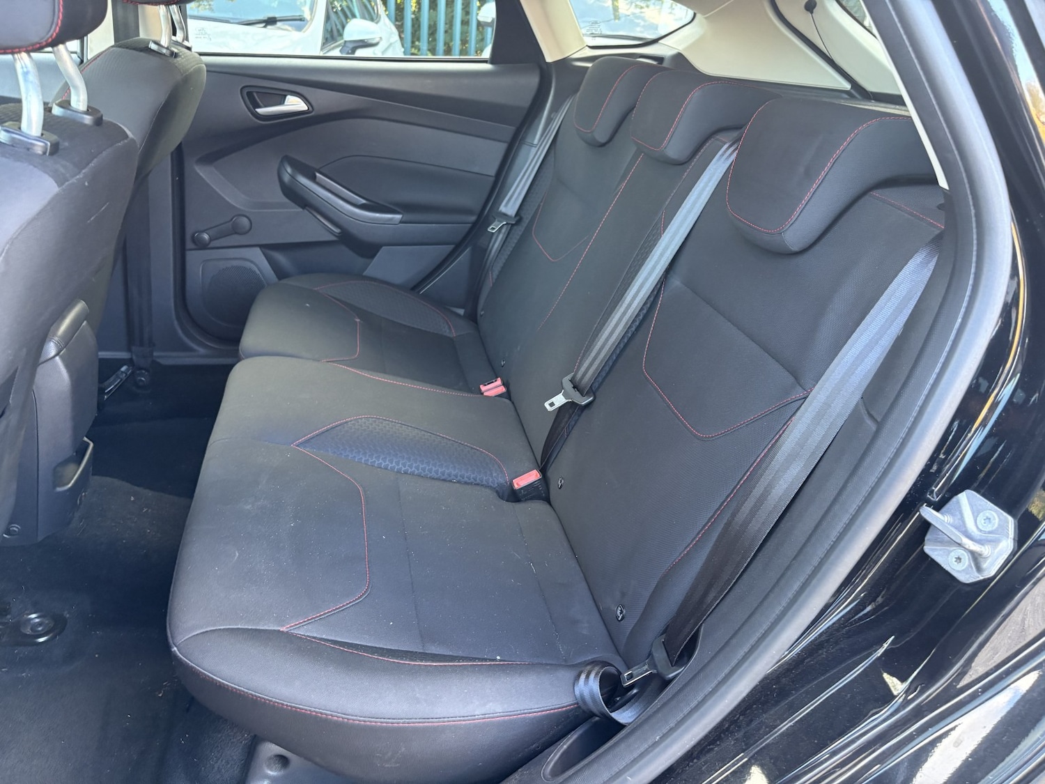 Used Ford Focus 2015 for sale - 76088653: Photo 16