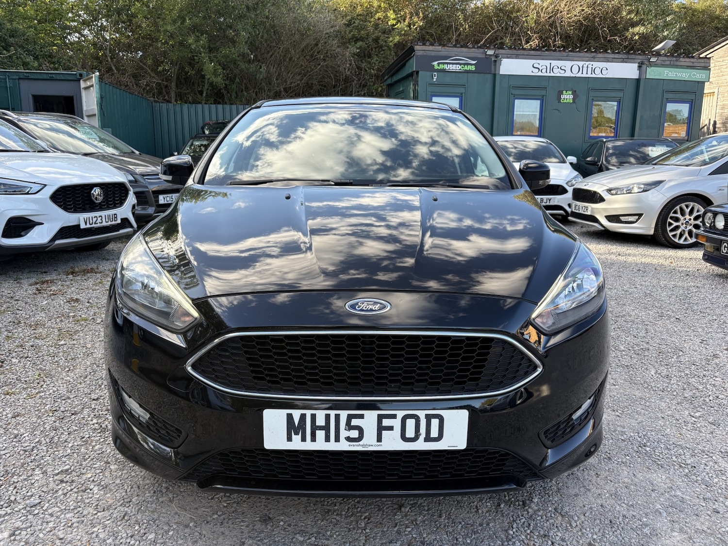 Used Ford Focus 2015 for sale - 76088653: Photo 2