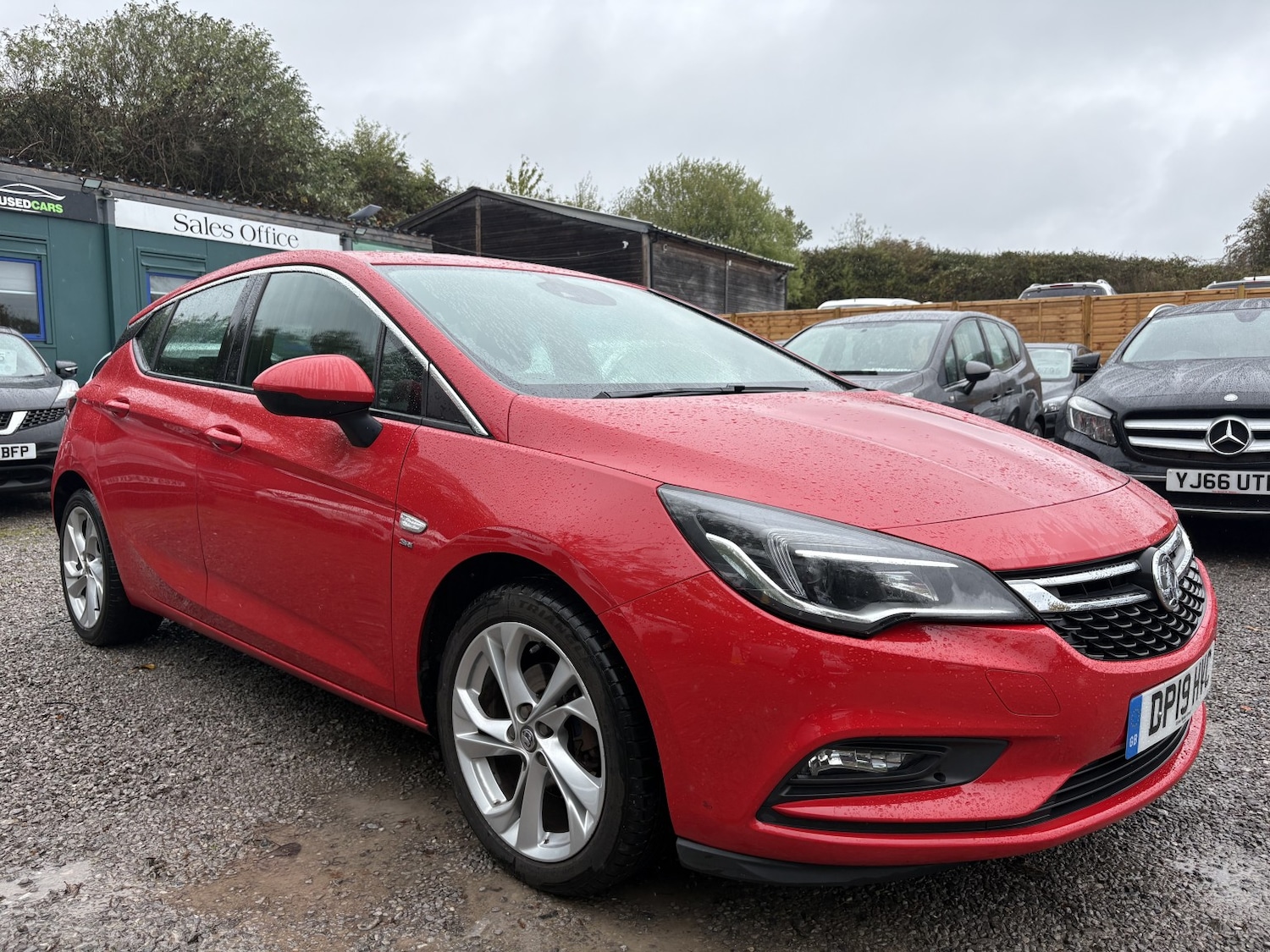 Used Vauxhall Astra 2019 for sale - 76170449: Photo 1