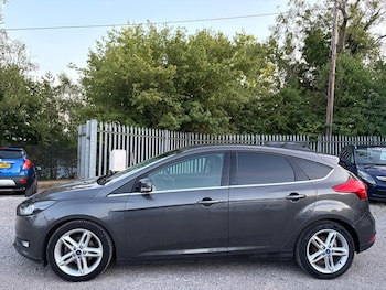 Used Ford Focus 2015 for sale - 75706005: Photo