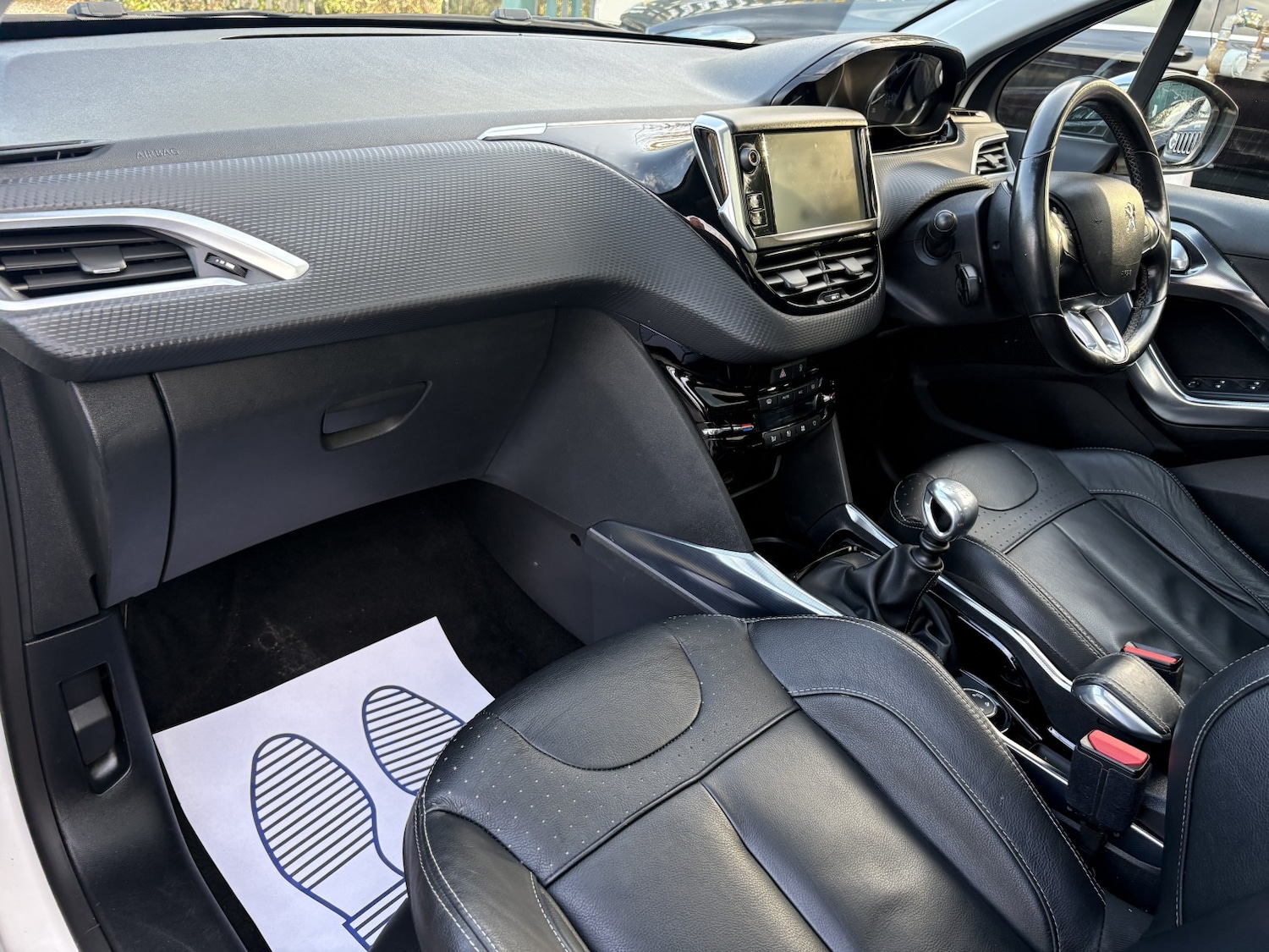 Used Peugeot 2008 2015 for sale - 76402178: Photo 19