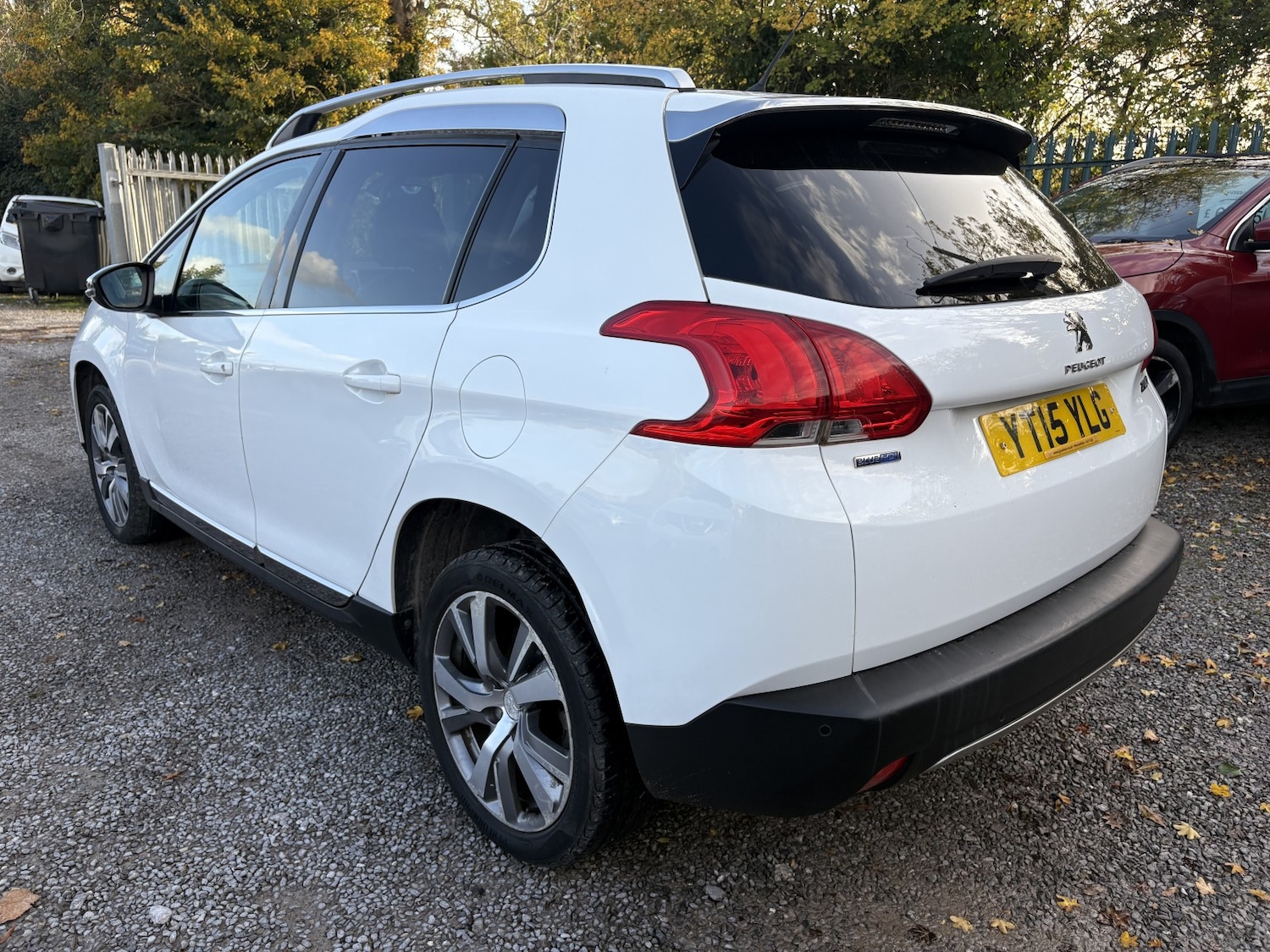 Used Peugeot 2008 2015 for sale - 76402178: Photo 5