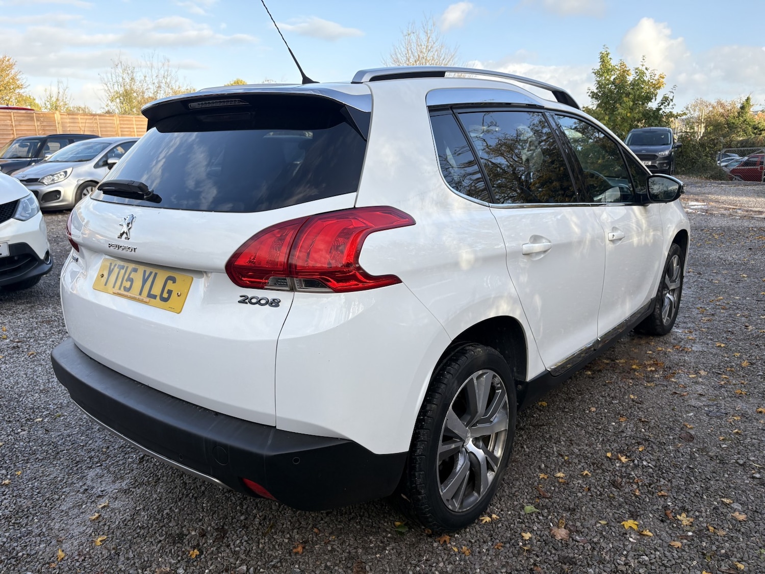 Used Peugeot 2008 2015 for sale - 76402178: Photo 7