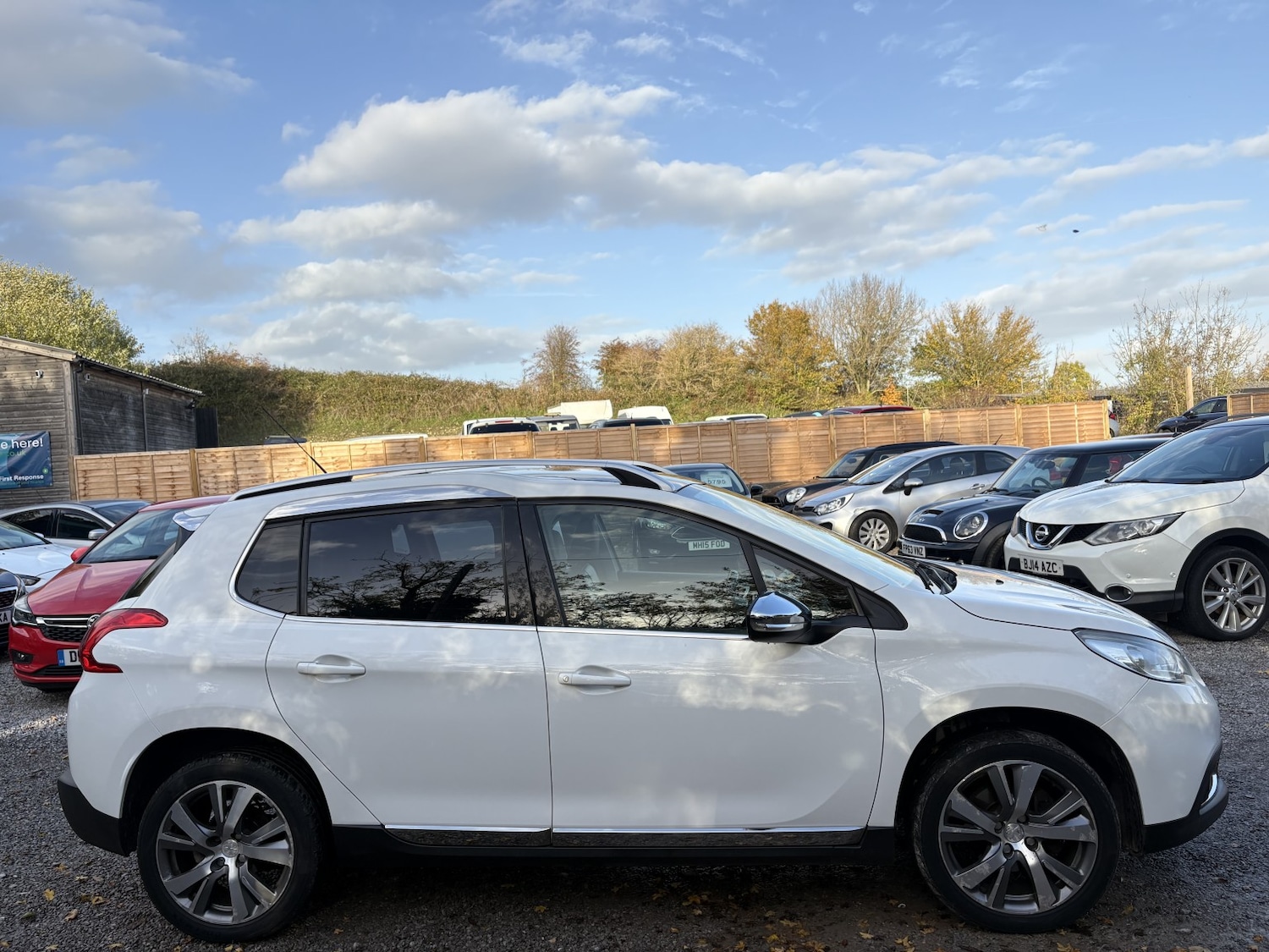 Used Peugeot 2008 2015 for sale - 76402178: Photo 8