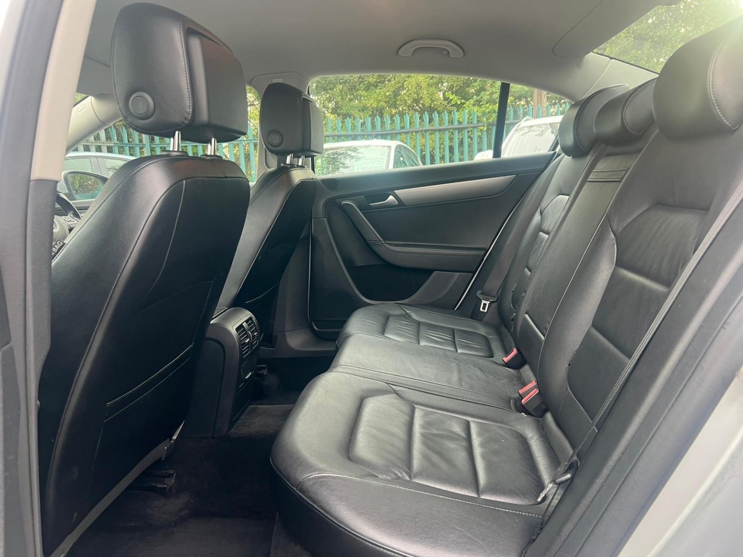 Used Volkswagen Passat 2014 for sale - 76142532: Photo 14