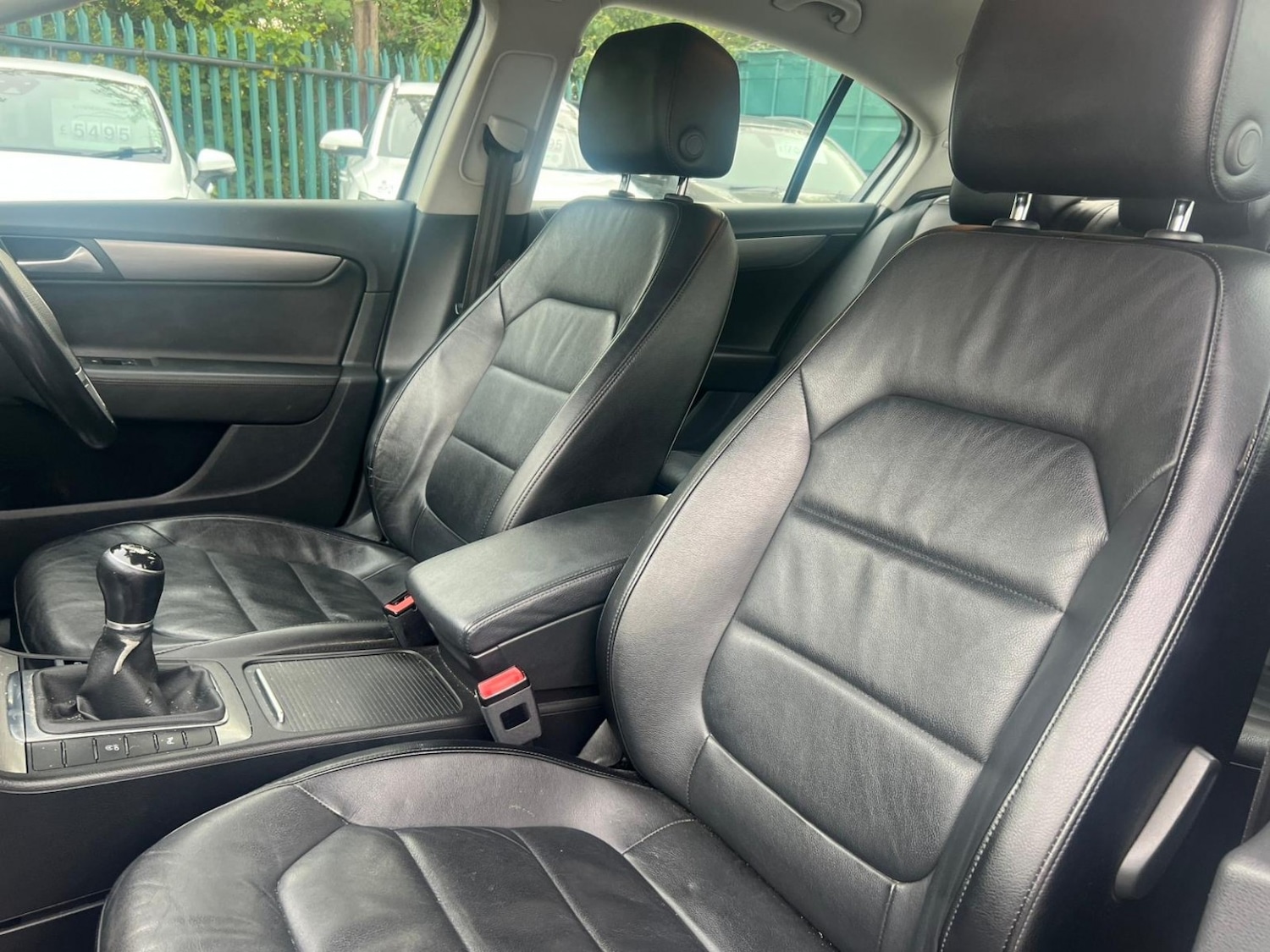 Used Volkswagen Passat 2014 for sale - 76142532: Photo 9