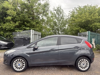 Used Ford Fiesta 2015 for sale - 78646931: Photo