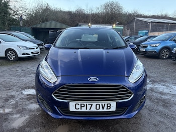Used Ford Fiesta 2017 for sale - 77233799: Photo