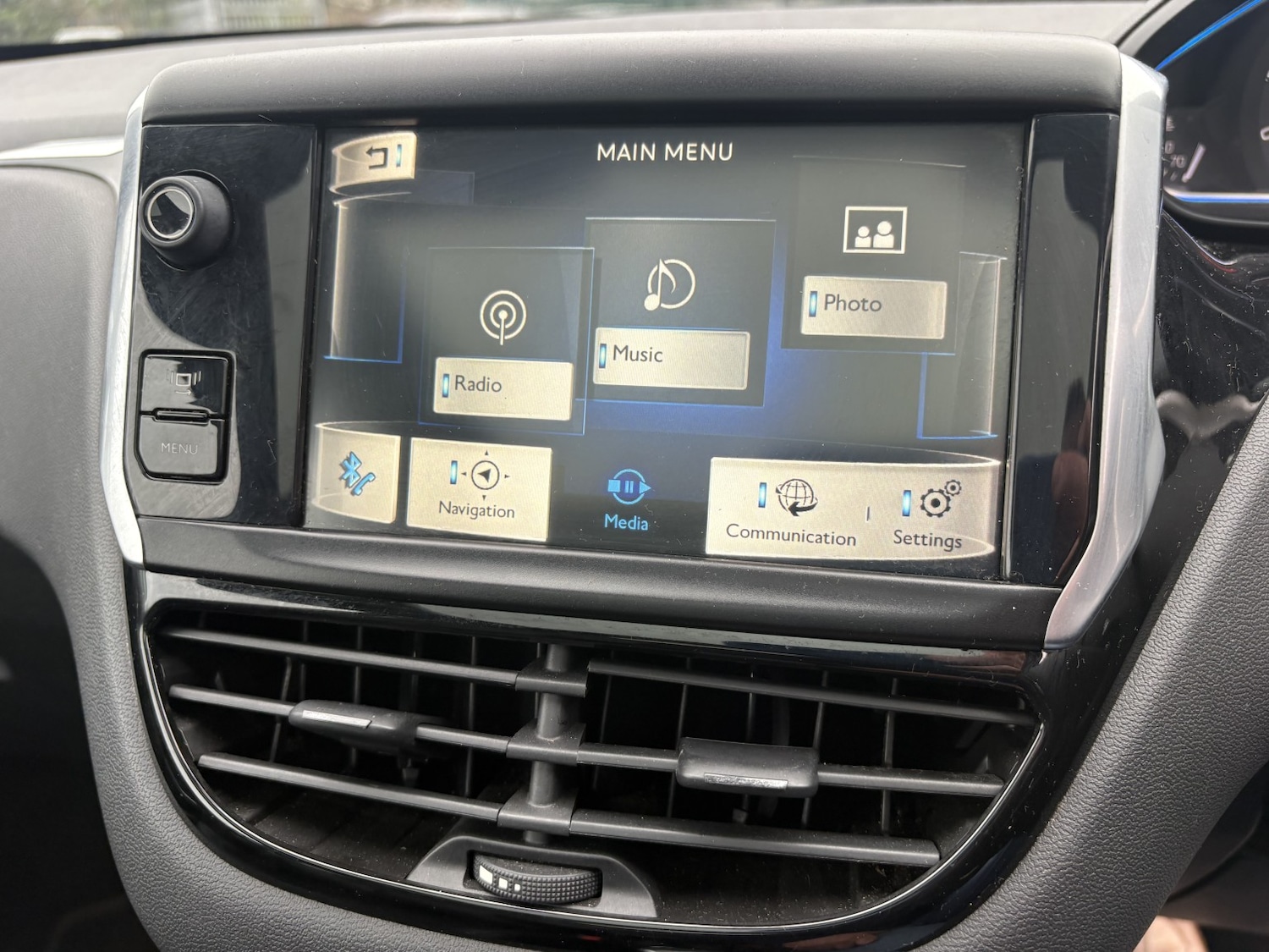 Used Peugeot 208 2013 for sale - 78131577: Photo 21