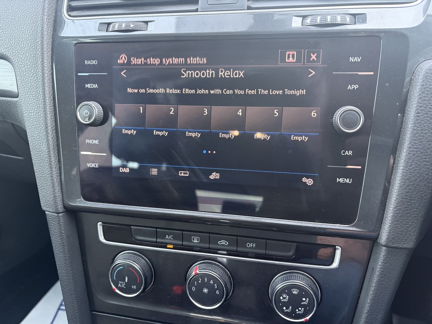 Used Volkswagen Golf 2017 for sale - 77474844: Photo 10