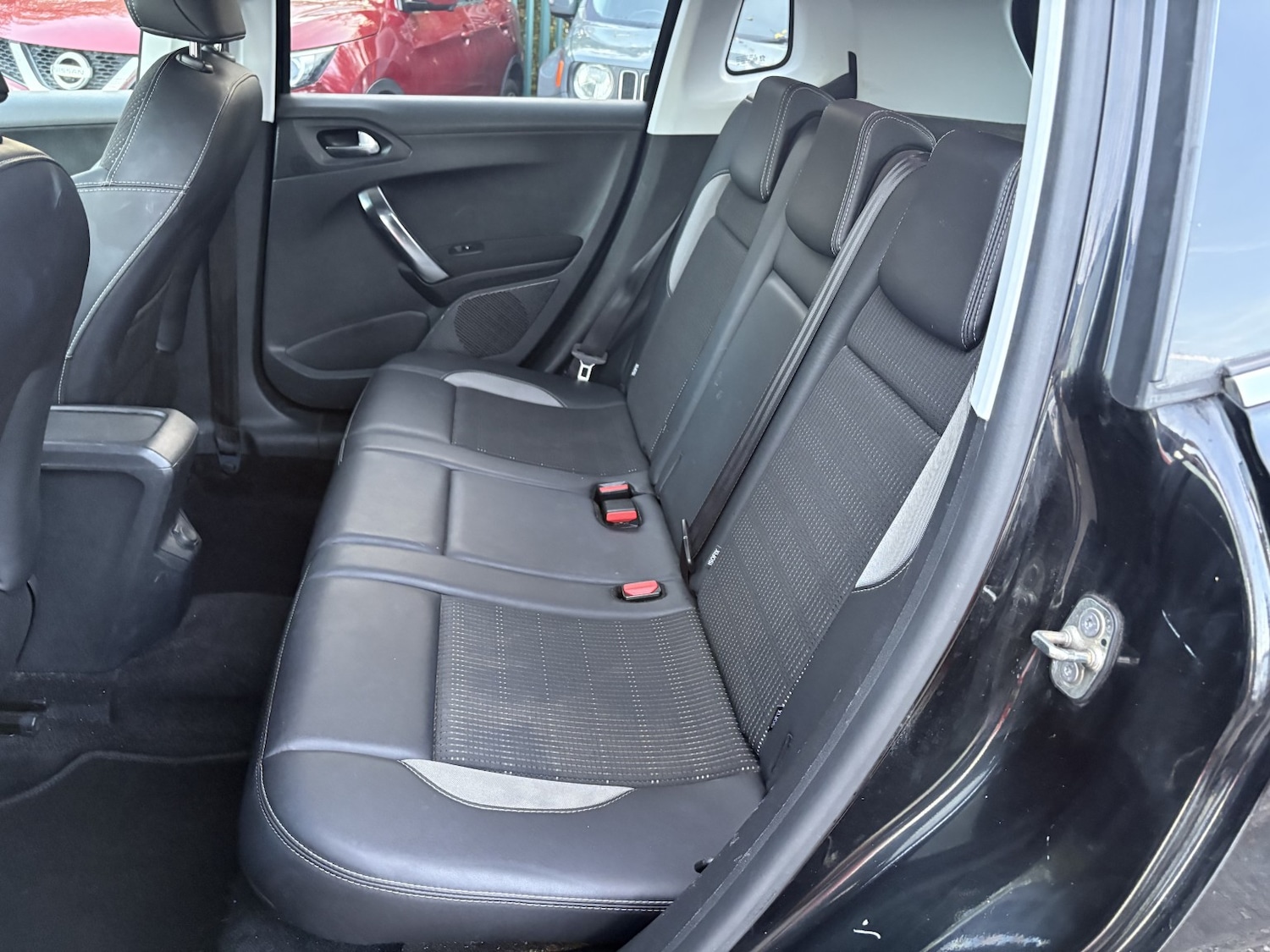 Used Peugeot 2008 2014 for sale - 76421900: Photo 15