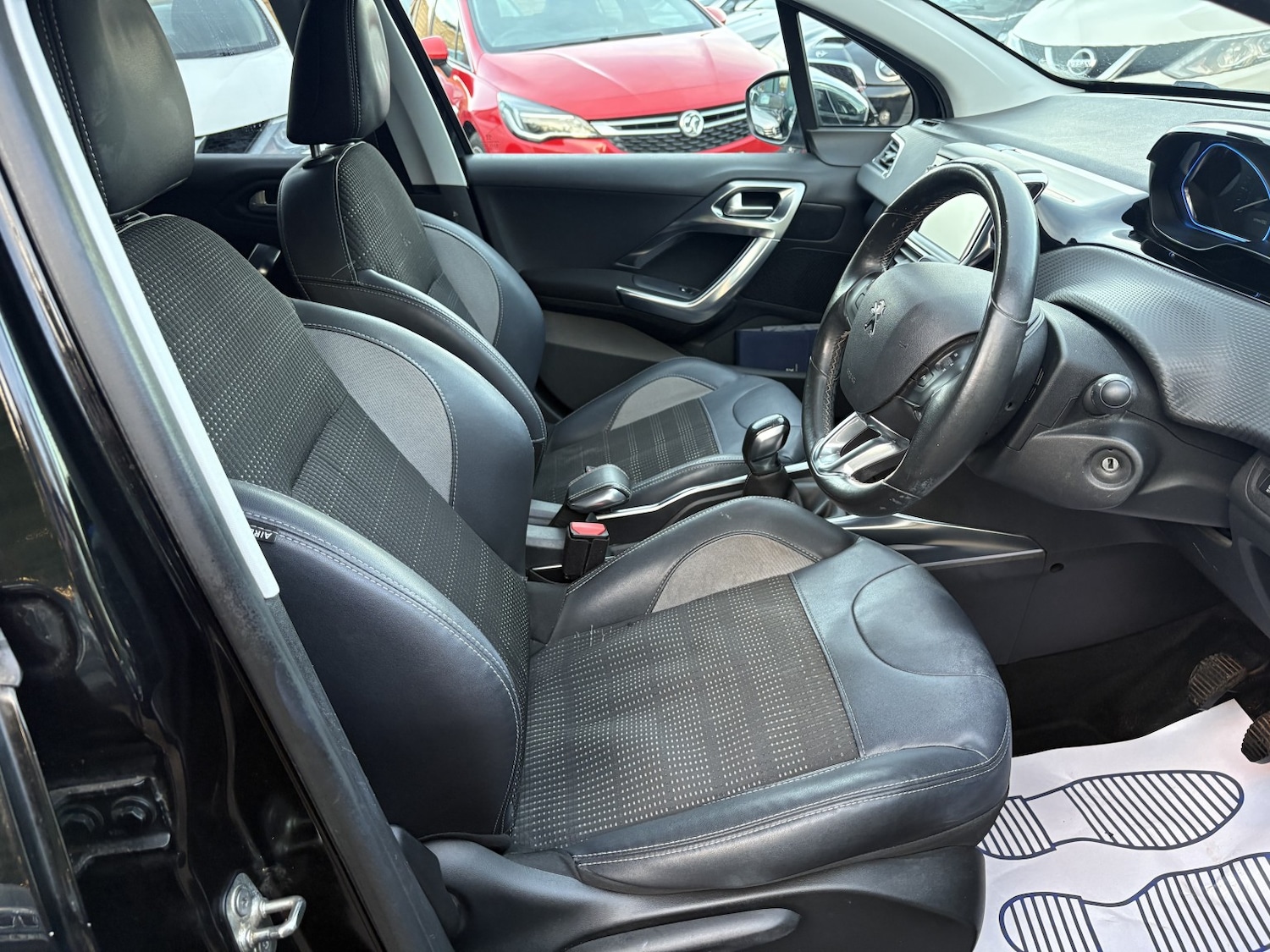 Used Peugeot 2008 2014 for sale - 76421900: Photo 21