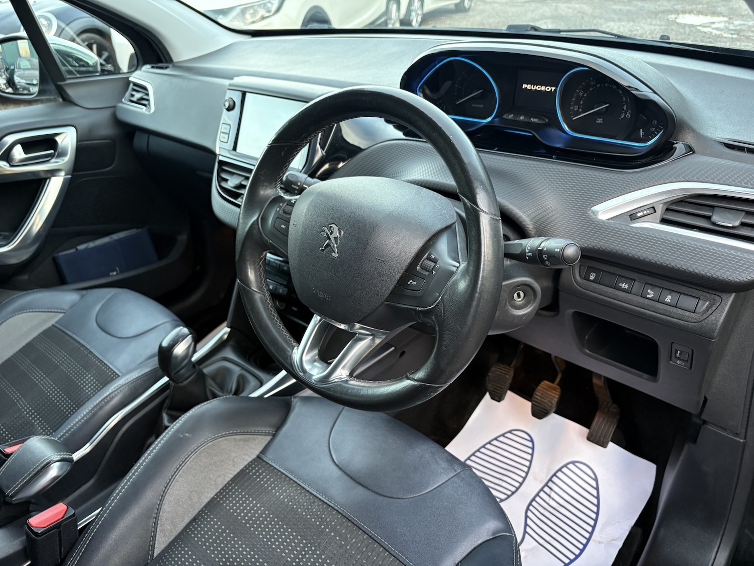 Used Peugeot 2008 2014 for sale - 76421900: Photo 22