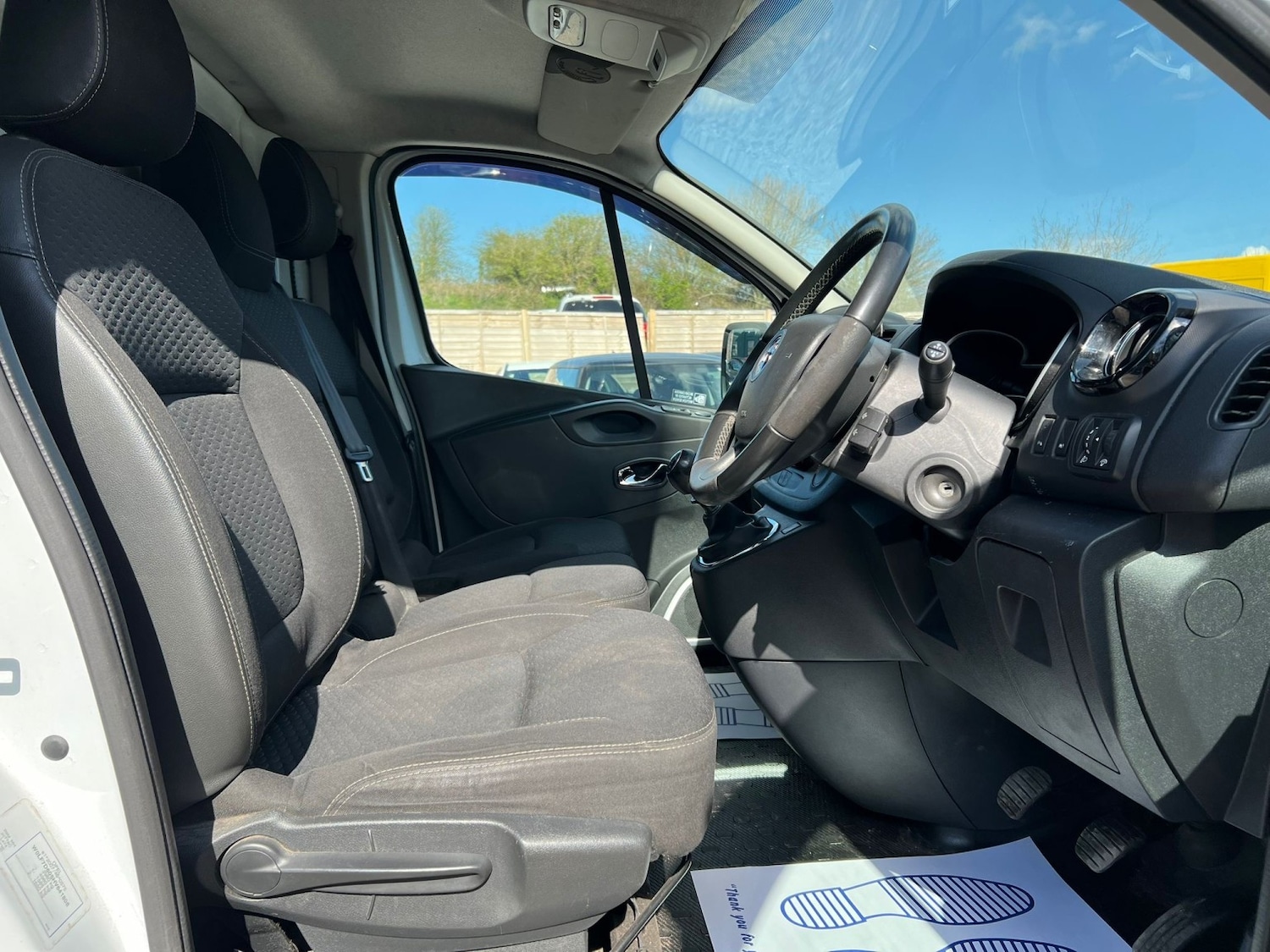 Used Vauxhall Vivaro 2017 for sale - 78090679: Photo 10