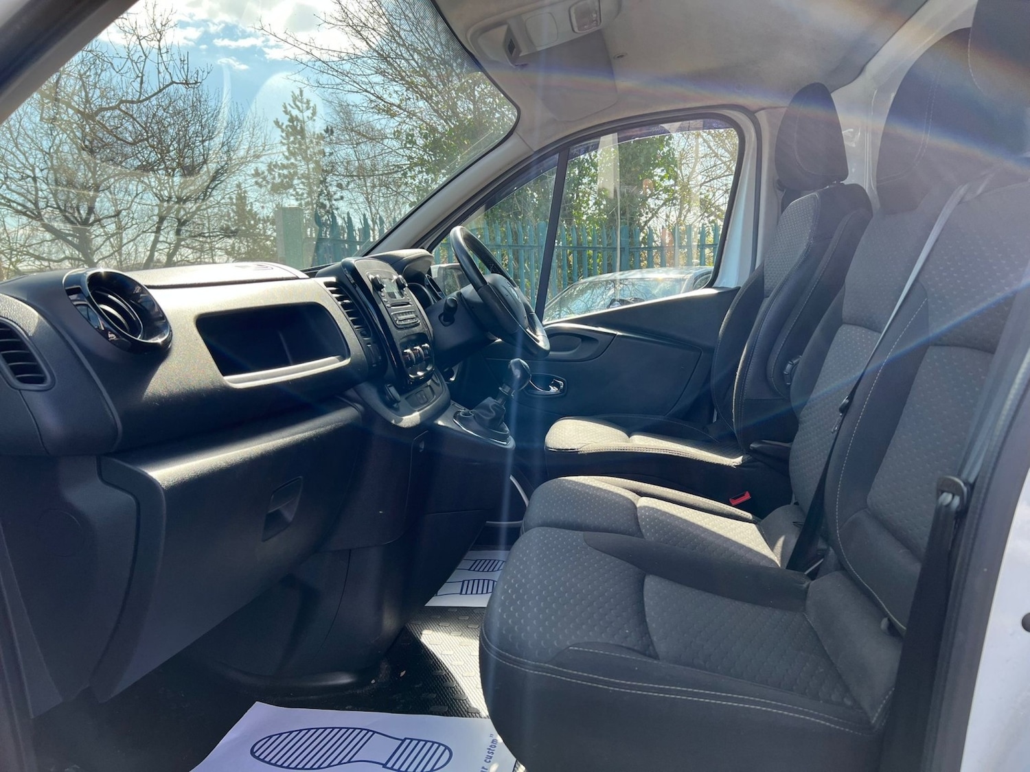 Used Vauxhall Vivaro 2017 for sale - 78090679: Photo 12