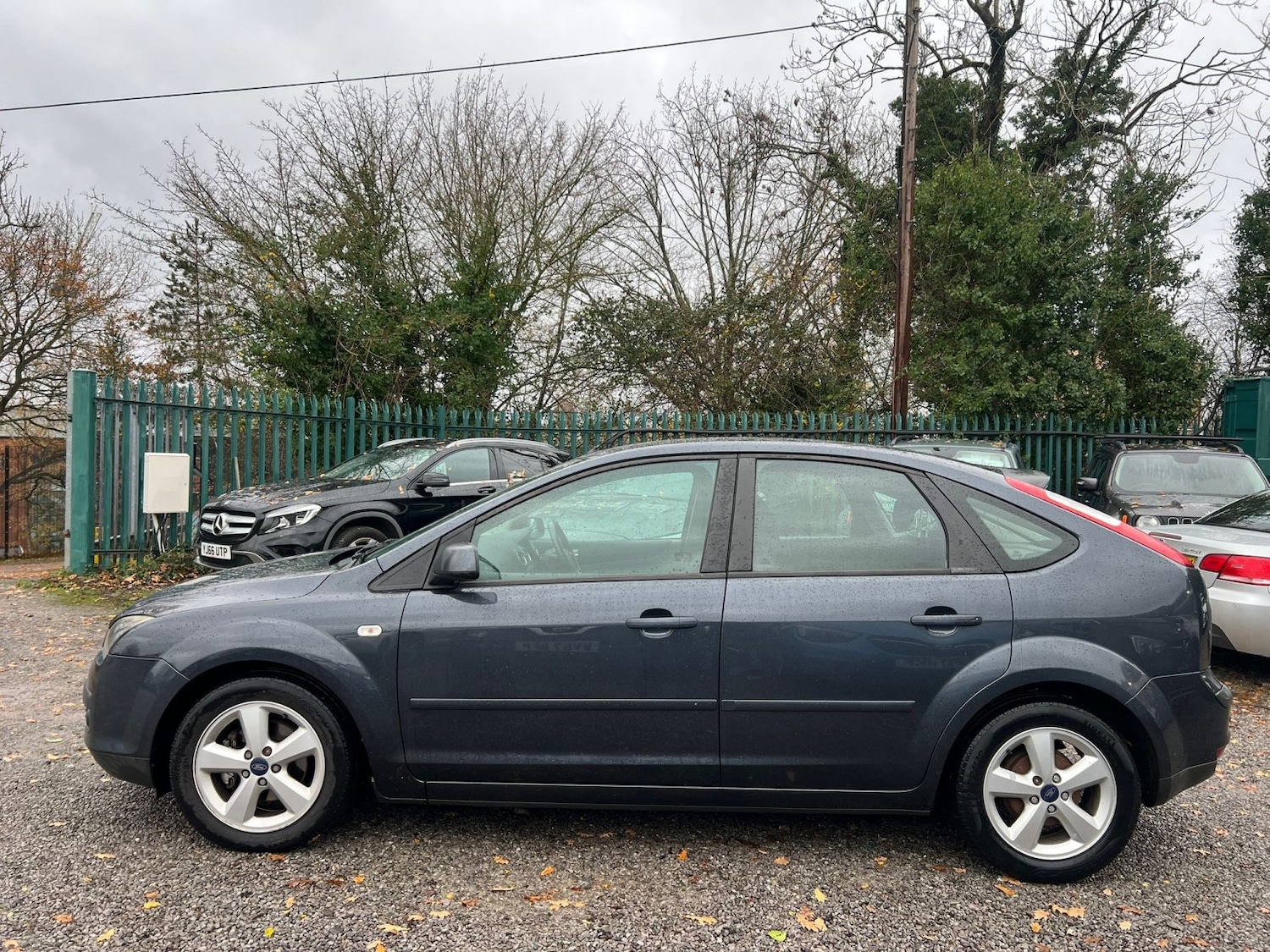 Used Ford Focus 2007 for sale - 76891749: Photo 2
