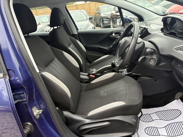 Used Peugeot 2008 2013 for sale - 76242889: Photo 11