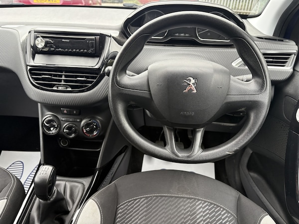 Used Peugeot 2008 2013 for sale - 76242889: Photo 13
