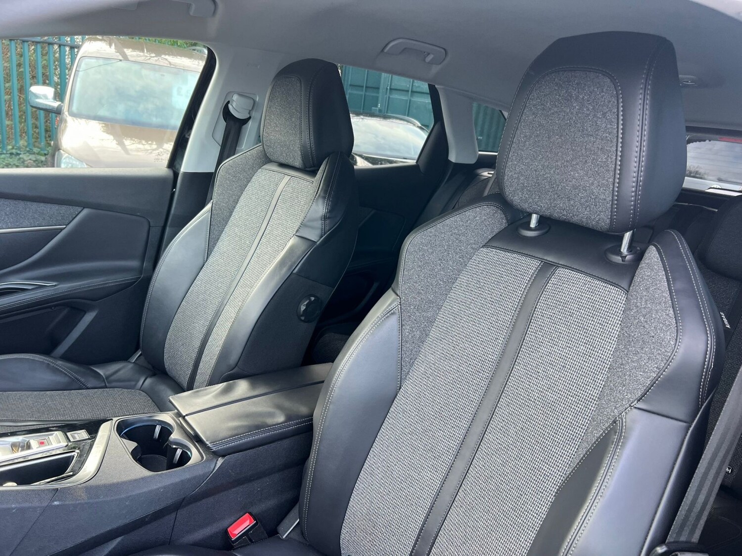 Used Peugeot 3008 2018 for sale - 77528334: Photo 10