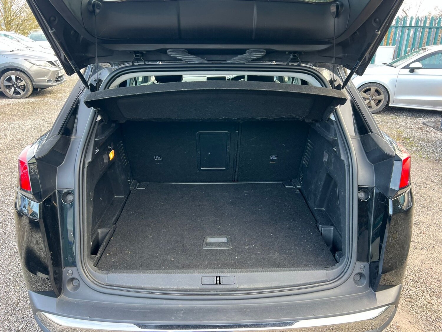 Used Peugeot 3008 2018 for sale - 77528334: Photo 12