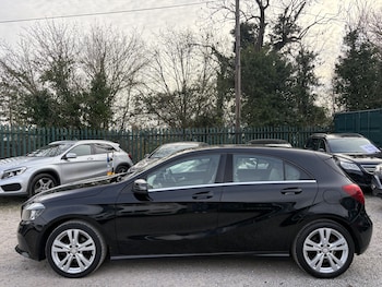 Used Mercedes-Benz A-Class 2015 for sale - 78018369: Photo