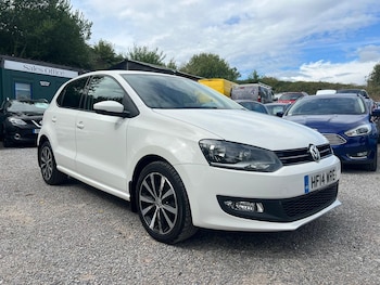 Used Volkswagen Polo 2014 for sale - 75705979: Photo