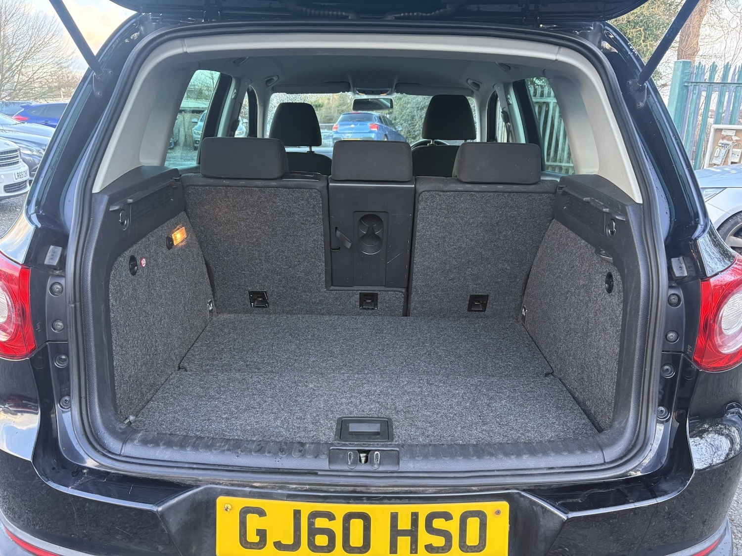 Used Volkswagen Tiguan 2010 for sale - 77888422: Photo 20