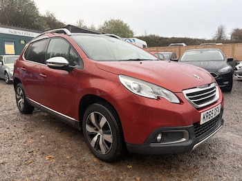 Used Peugeot 2008 2015 for sale - 76517796: Photo