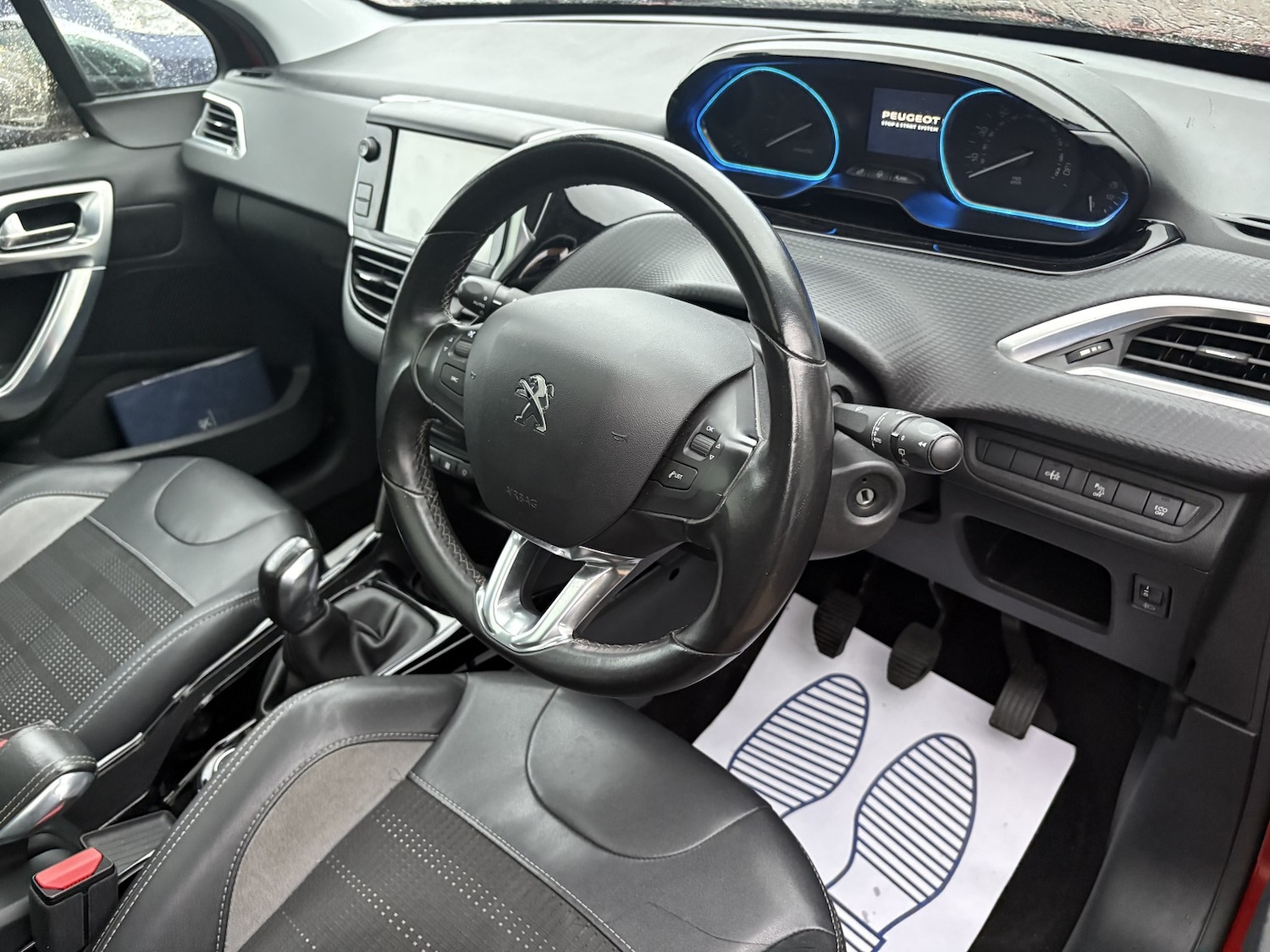 Used Peugeot 2008 2015 for sale - 76517796: Photo 9