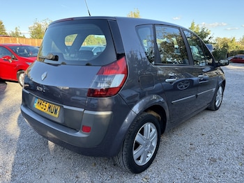 Used Renault Scenic 2005 for sale - 76035593: Photo
