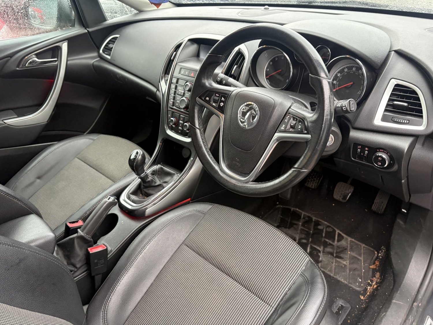 Used Vauxhall Astra 2013 for sale - 77822215: Photo 9