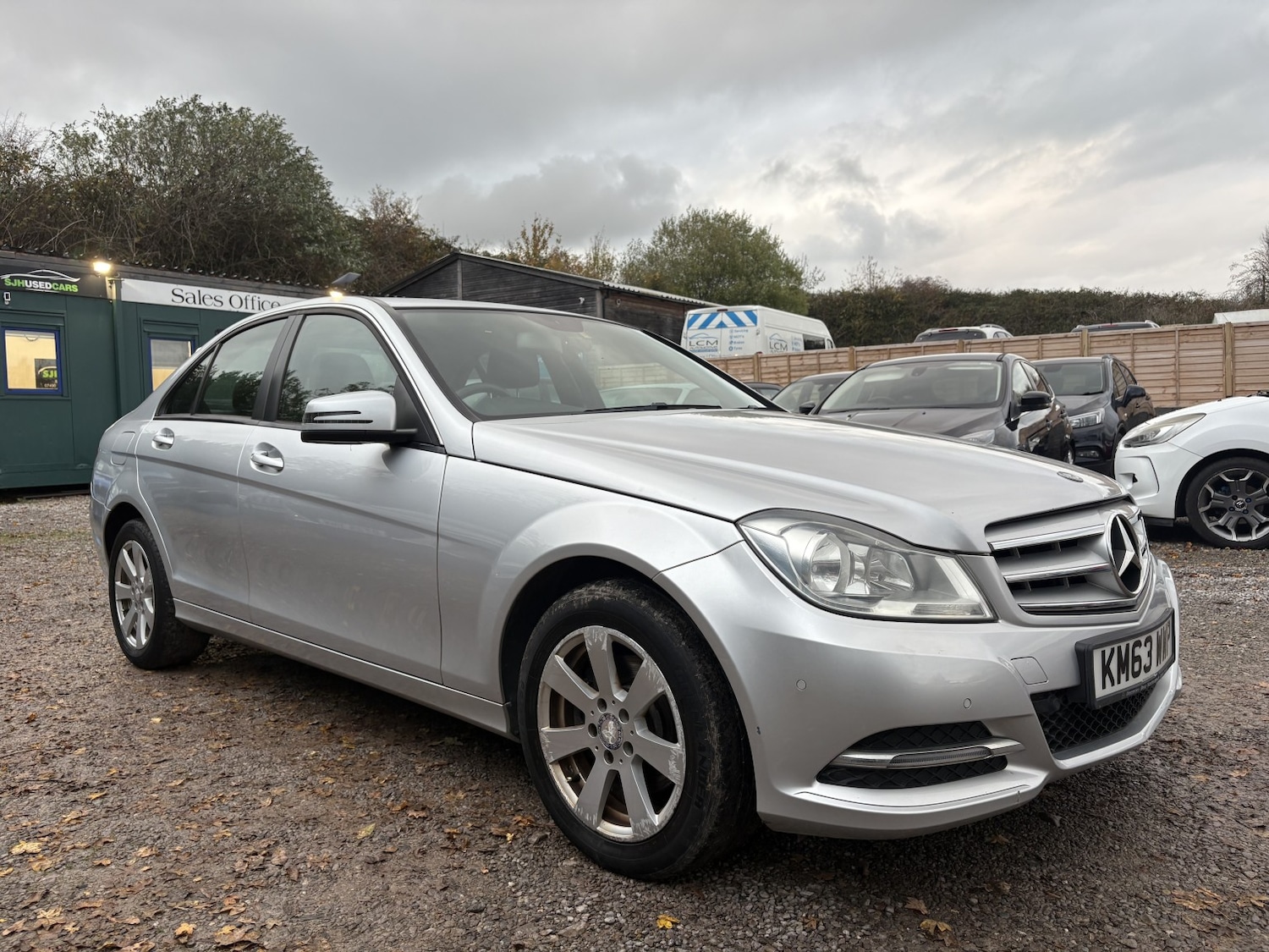 Used Mercedes-Benz C Class 2014 for sale - 76504726: Photo 1