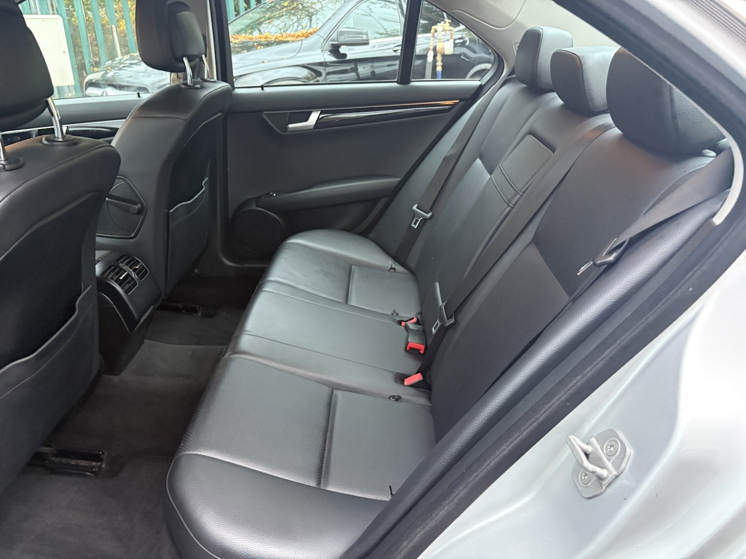 Used Mercedes-Benz C Class 2014 for sale - 76504726: Photo 20