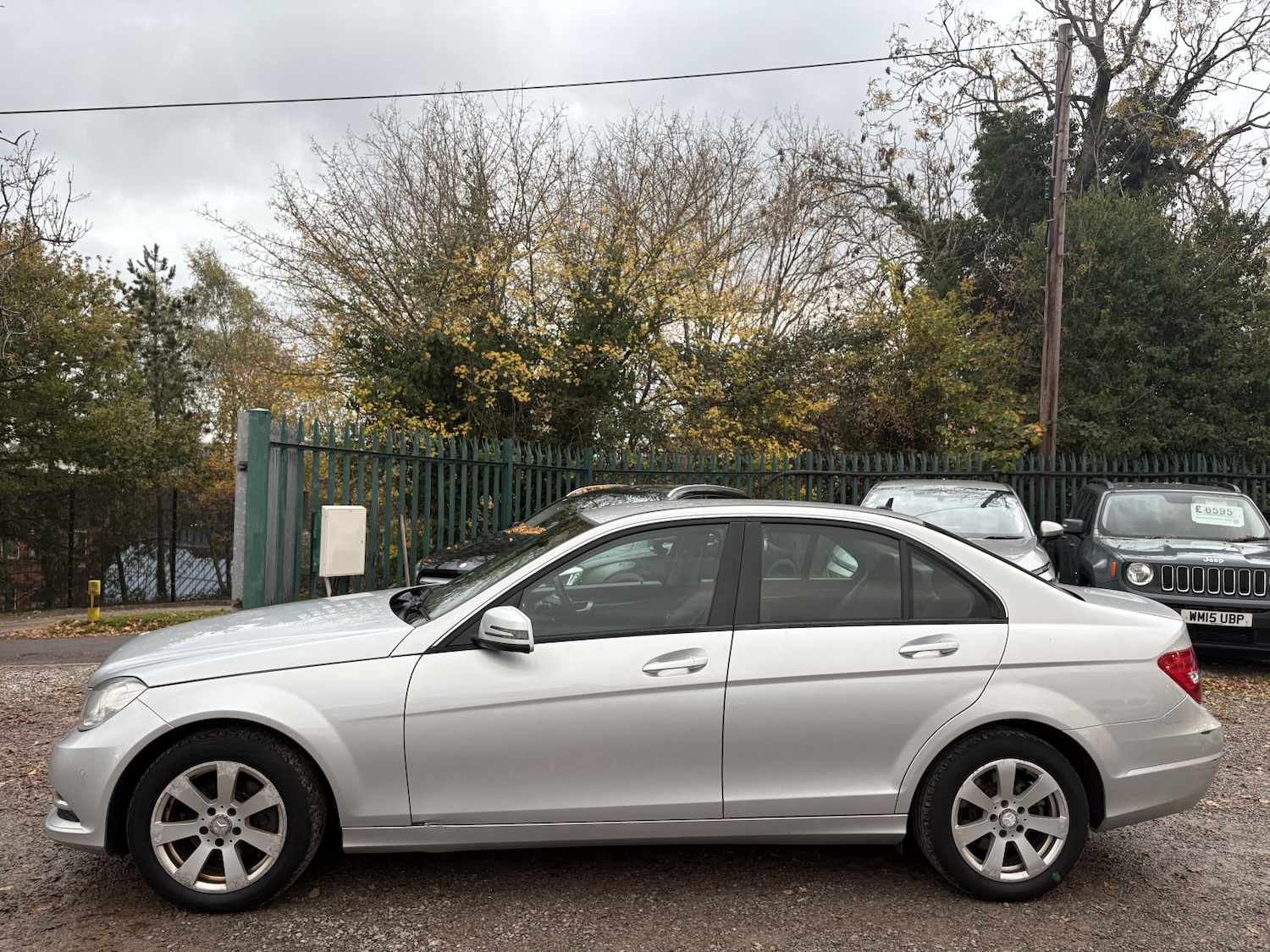 Used Mercedes-Benz C Class 2014 for sale - 76504726: Photo 5