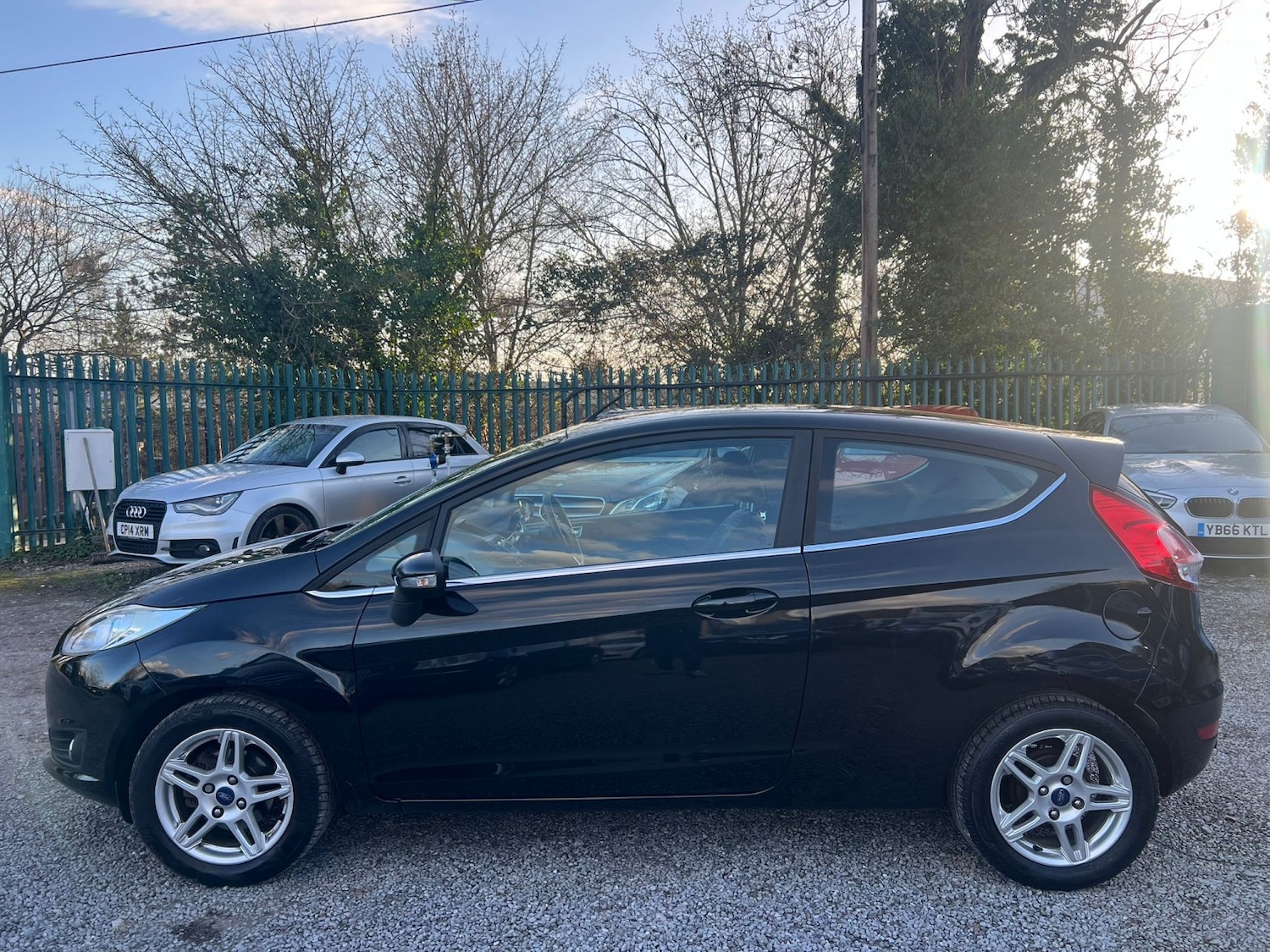 Used Ford Fiesta 2014 for sale - 77735791: Photo 2